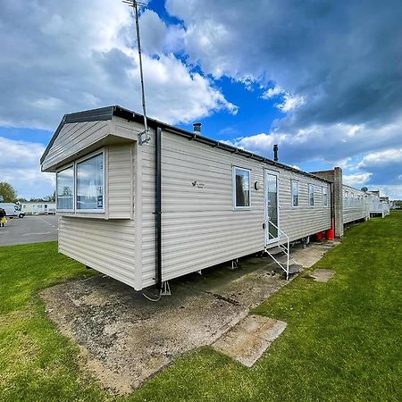 Great 6 Berth Caravan Nearby The Beach In Walton-On-The-Naze Ref 17181X Walton-on-the-Naze Exterior foto
